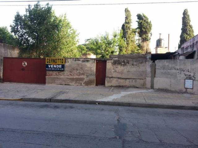 TERRENO EN VENTA PARA LEVANTAR EDIFICIO, sobre calle Pellegrini